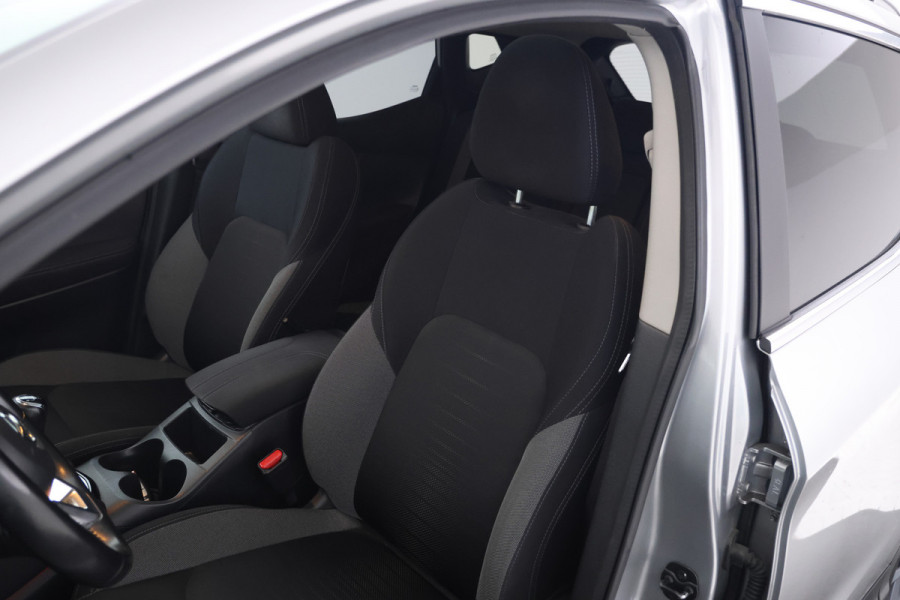 Nissan QASHQAI 1.2 N-Connecta Navigatie, Airco, Trekhaak