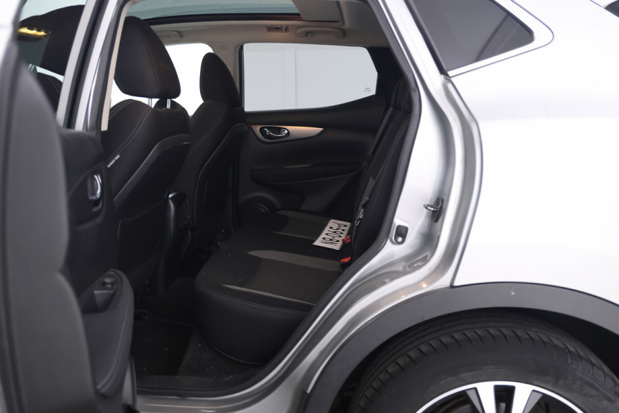 Nissan QASHQAI 1.2 N-Connecta Navigatie, Airco, Trekhaak