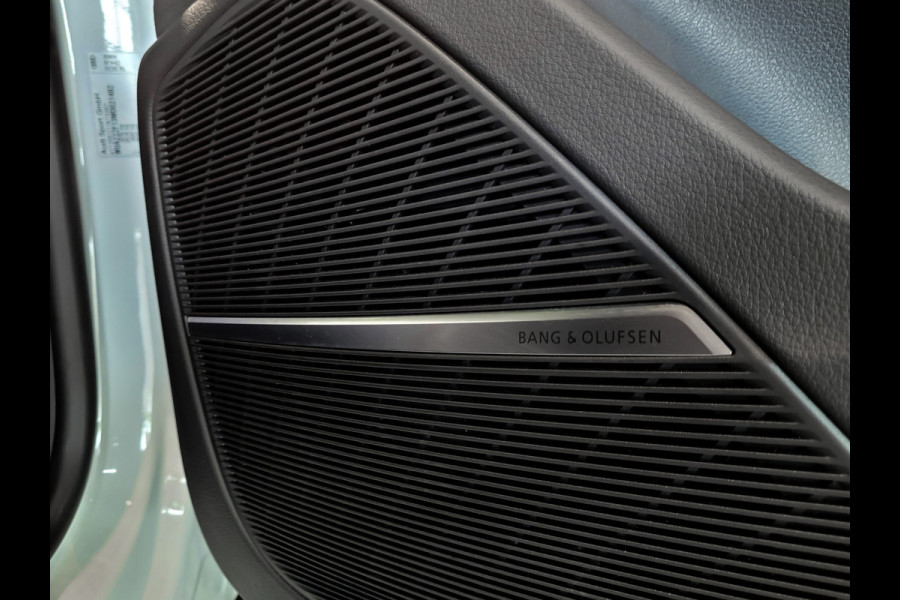 Audi RSQ8-R ABT 1 OF 125 740pk Gletscherwit metallic|Carbon|B&O|Massage|BTW