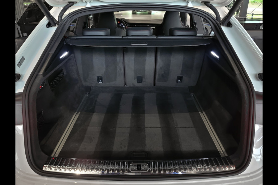 Audi RSQ8-R ABT 1 OF 125 740pk Gletscherwit metallic|Carbon|B&O|Massage|BTW