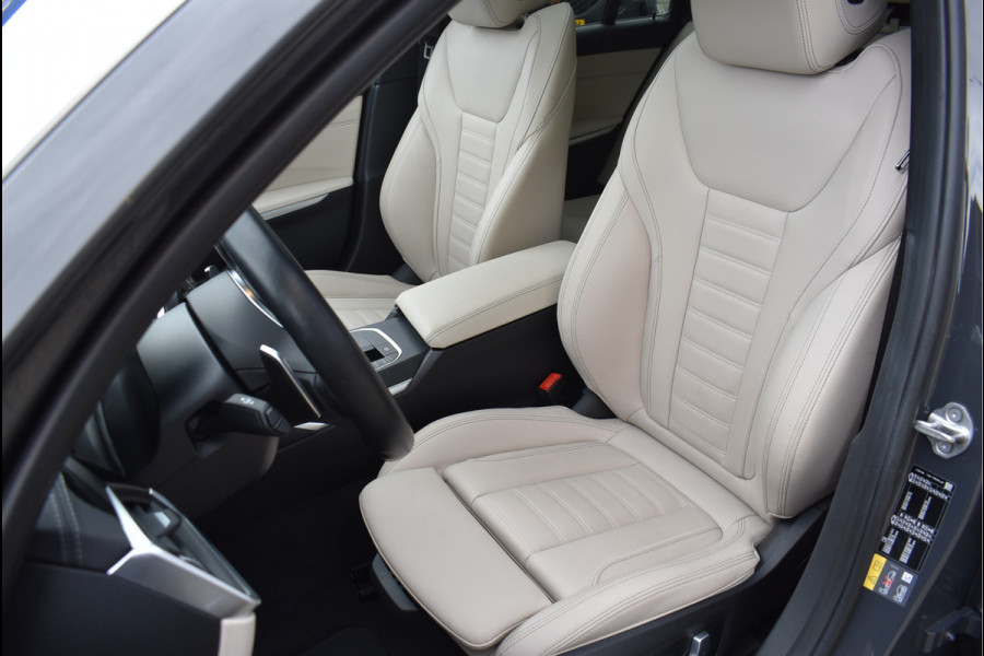 BMW 3 Serie Touring 330e xDrive M-Sport 292 Pk Pano Memory Head-Up Laser Vol Leder 19 Inch