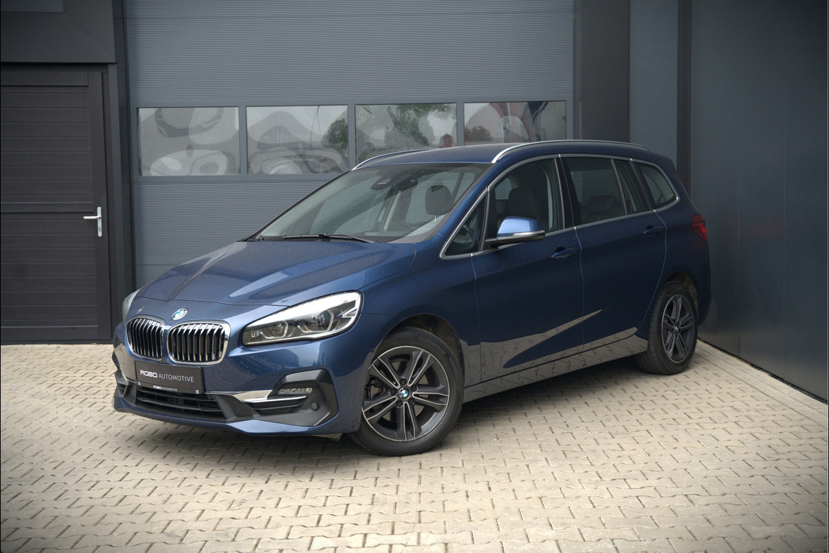 BMW 2 Serie Gran Tourer 218i 7p. Business Edition Plus | Automaat | Stoelverwarming | Stuurverwarming | Leer | Camera | Parkeersensoren | 7 Persoons | NAP | Dealer Onderhouden | Head-Up Display | Cruise Control | Adaptive Led | Climate Control BMW 2 Serie Gran Tourer 218i 7p. Business Edition Plus | Automaat | Stoelverwarming | Stuurverwarming | Leer | Camera | Parkeersensoren | 7 Persoons | NAP | Dealer Onderhouden | Head-Up Display | Cruise Control | Adaptive Led | Climate Control