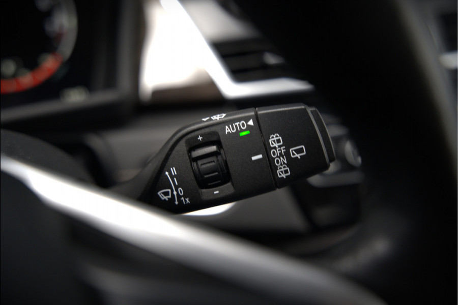 BMW 2 Serie Gran Tourer 218i 7p. Business Edition Plus | Automaat | Stoelverwarming | Stuurverwarming | Leer | Camera | Parkeersensoren | 7 Persoons | NAP | Dealer Onderhouden | Head-Up Display | Cruise Control | Adaptive Led | Climate Control