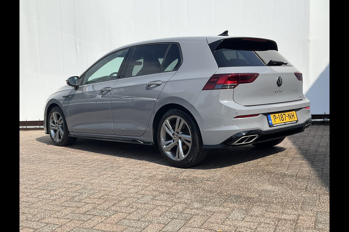 Volkswagen Golf 1.5 eTSI R-Line Business+ Automaat Sfeerverl Stoel/Stuurverw Adap.Cruise Uitstraling! Volkswagen Golf 1.5 eTSI R-Line Business+ Automaat Sfeerverl Stoel/Stuurverw Adap.Cruise Uitstraling!