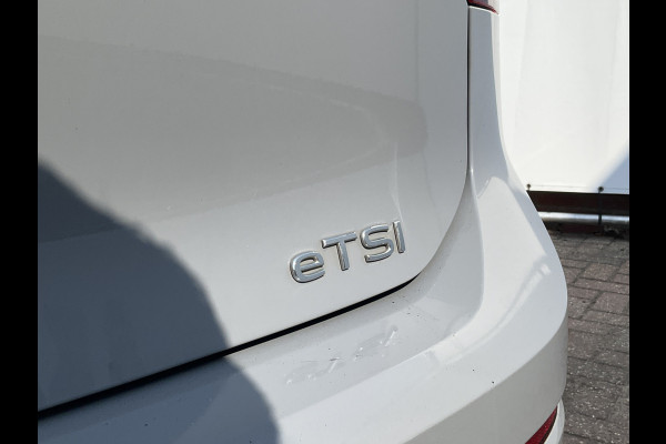 Volkswagen Golf 1.5 eTSI R-Line Business+ Automaat Sfeerverl Stoel/Stuurverw Adap.Cruise Uitstraling!