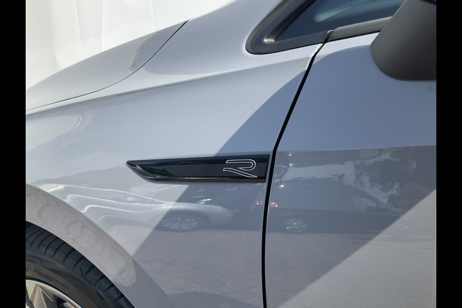 Volkswagen Golf 1.5 eTSI R-Line Business+ Automaat Sfeerverl Stoel/Stuurverw Adap.Cruise Uitstraling!