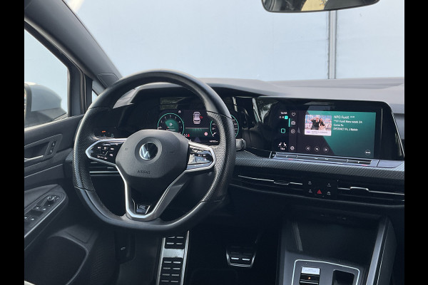 Volkswagen Golf 1.5 eTSI R-Line Business+ Automaat Sfeerverl Stoel/Stuurverw Adap.Cruise Uitstraling!