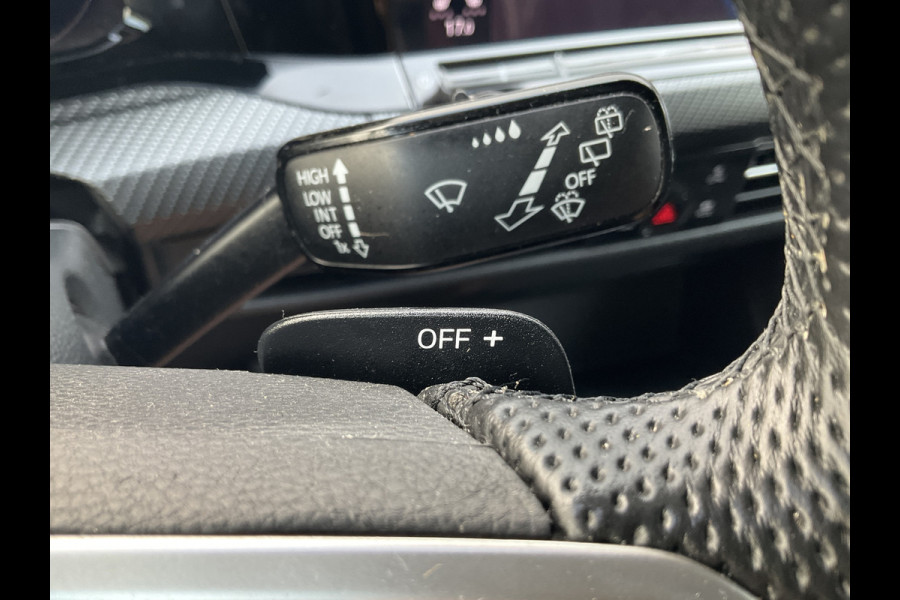 Volkswagen Golf 1.5 eTSI R-Line Business+ Automaat Sfeerverl Stoel/Stuurverw Adap.Cruise Uitstraling!