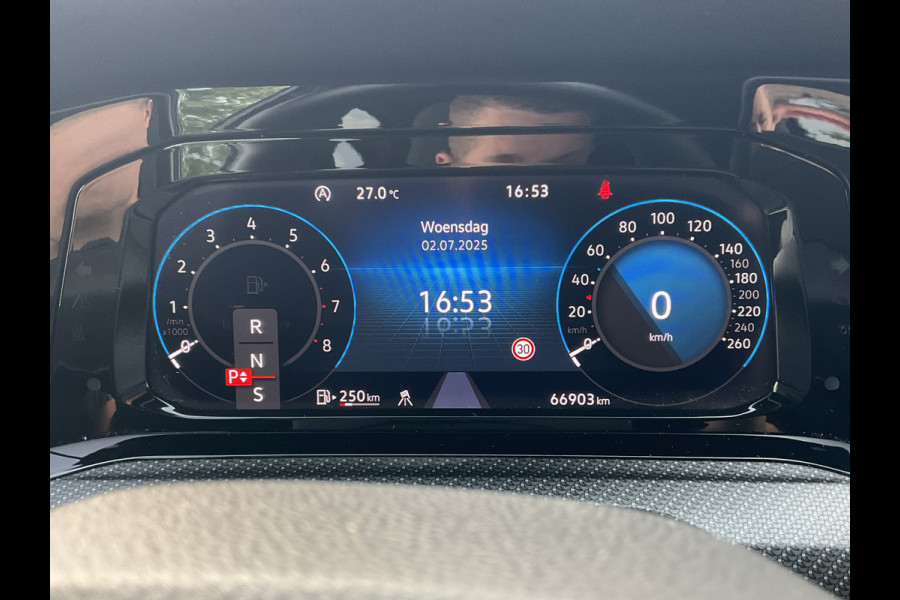 Volkswagen Golf 1.5 eTSI R-Line Business+ Automaat Sfeerverl Stoel/Stuurverw Adap.Cruise Uitstraling!