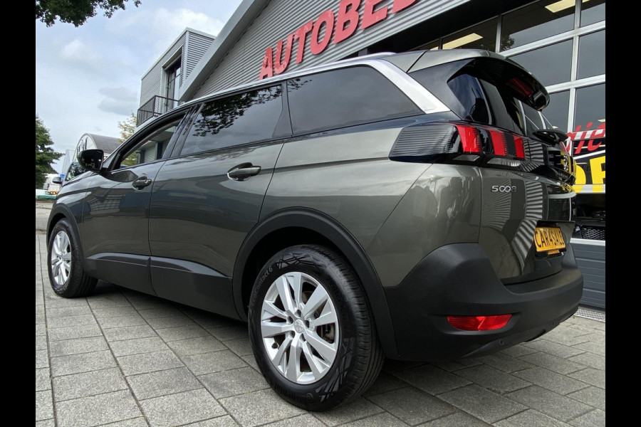 Peugeot 5008 1.2 PureTech 7 Personen - AUTOMAAT - Navigatie/Apple CarPlay I Airco I LED I PDC I Sport velgen I Dealer onderhouden