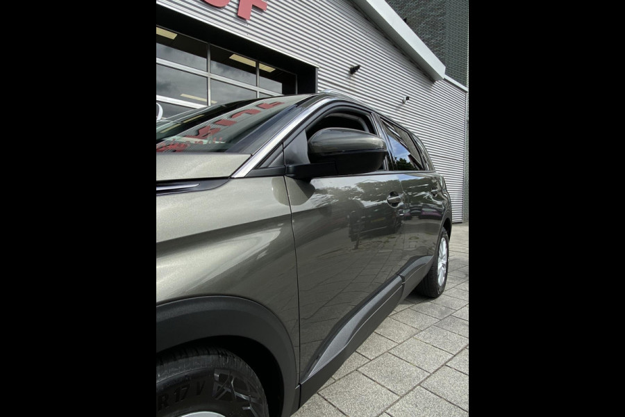 Peugeot 5008 1.2 PureTech 7 Personen - AUTOMAAT - Navigatie/Apple CarPlay I Airco I LED I PDC I Sport velgen I Dealer onderhouden