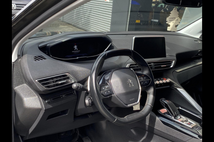 Peugeot 5008 1.2 PureTech 7 Personen - AUTOMAAT - Navigatie/Apple CarPlay I Airco I LED I PDC I Sport velgen I Dealer onderhouden