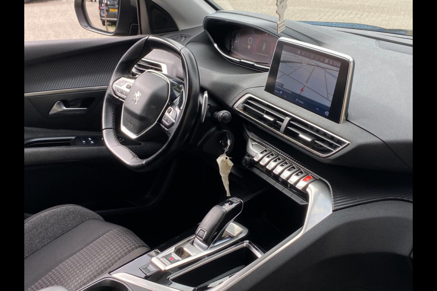 Peugeot 5008 1.2 PureTech 7 Personen - AUTOMAAT - Navigatie/Apple CarPlay I Airco I LED I PDC I Sport velgen I Dealer onderhouden