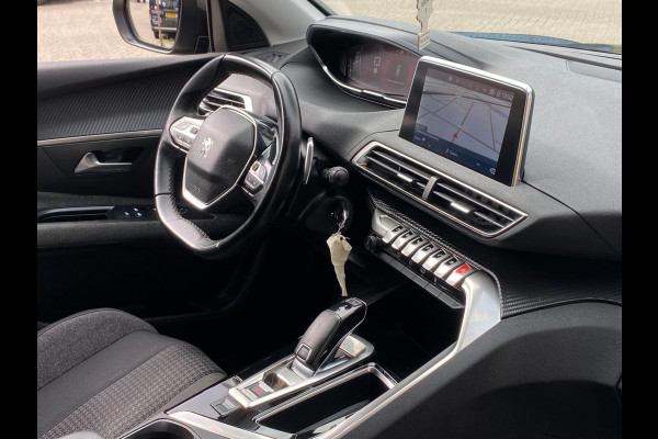Peugeot 5008 1.2 PureTech 7 Personen - AUTOMAAT - Navigatie/Apple CarPlay I Airco I LED I PDC I Sport velgen I Dealer onderhouden
