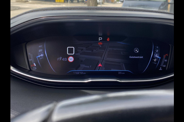 Peugeot 5008 1.2 PureTech 7 Personen - AUTOMAAT - Navigatie/Apple CarPlay I Airco I LED I PDC I Sport velgen I Dealer onderhouden