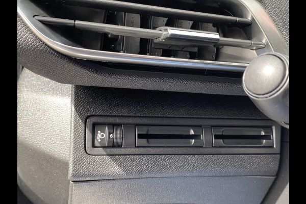 Peugeot 5008 1.2 PureTech 7 Personen - AUTOMAAT - Navigatie/Apple CarPlay I Airco I LED I PDC I Sport velgen I Dealer onderhouden