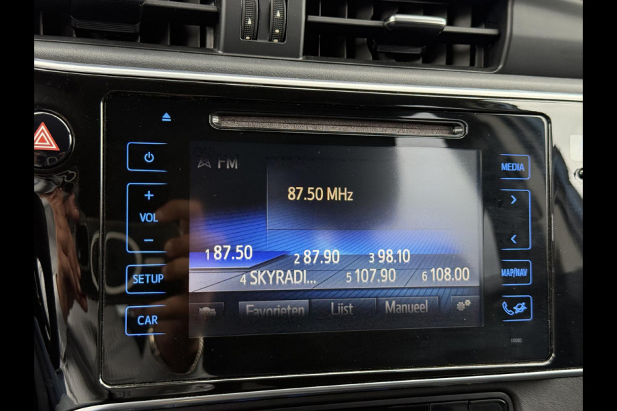 Toyota Auris 1.8 Hybrid Dynamic 1e Eigenaar,Navi,Camera,Dealer Onderhouden,Clima,Cruise,Lm velgen,Nieuwe Apk bij Aflevering