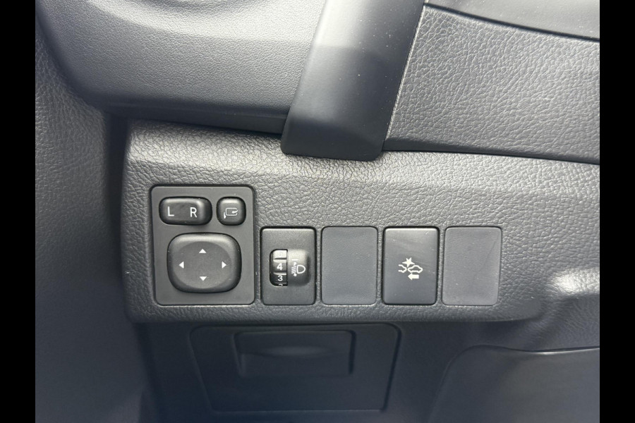 Toyota Auris 1.8 Hybrid Dynamic 1e Eigenaar,Navi,Camera,Dealer Onderhouden,Clima,Cruise,Lm velgen,Nieuwe Apk bij Aflevering