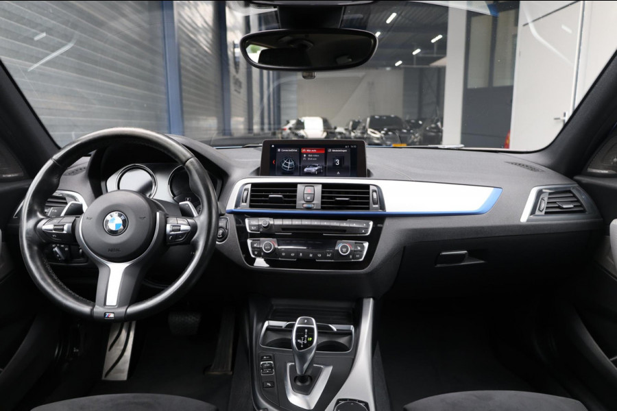 BMW 1-serie M140i Special Edition LED/SCHUIFDAK/ALCANTARA+S.VERWARMING/LMV/PDC/CRUISE/ECC/12 MND GARANTIE!