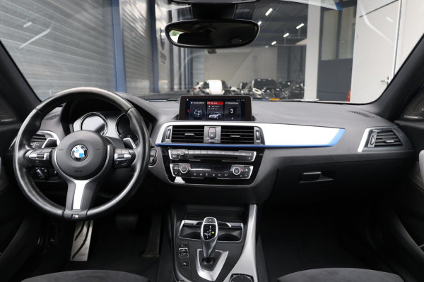 BMW 1-serie M140i Special Edition LED/SCHUIFDAK/ALCANTARA+S.VERWARMING/LMV/PDC/CRUISE/ECC/12 MND GARANTIE!