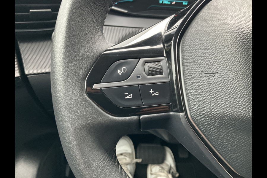 Peugeot e-208 EV Allure 50 kWh Apple Camera Carplay Orig.NL
