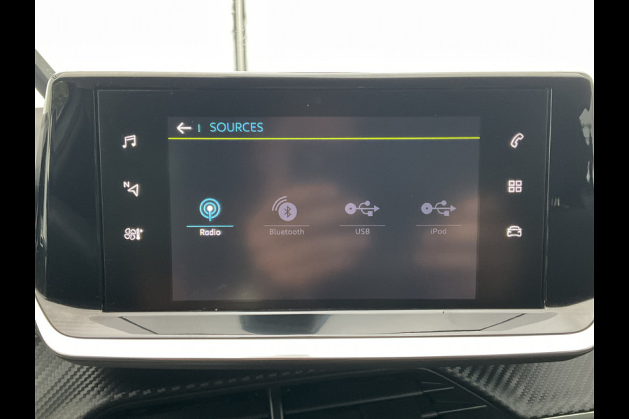 Peugeot e-208 EV Allure 50 kWh Apple Camera Carplay Orig.NL