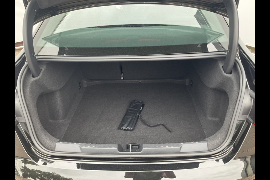 Audi A3 Limousine 30 TFSI Advanced edition Automaat Nav/Cruise Sportzetels 1Eig Digitaal NL-Auto!