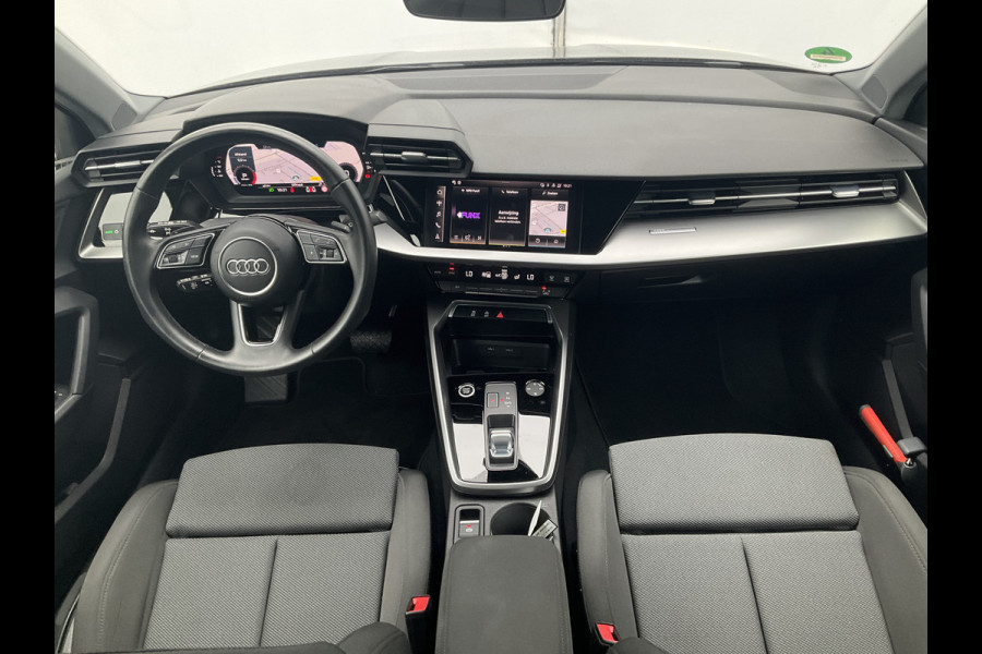 Audi A3 Limousine 30 TFSI Advanced edition Automaat Nav/Cruise Sportzetels 1Eig Digitaal NL-Auto!