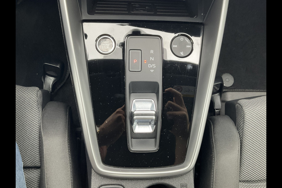 Audi A3 Limousine 30 TFSI Advanced edition Automaat Nav/Cruise Sportzetels 1Eig Digitaal NL-Auto!