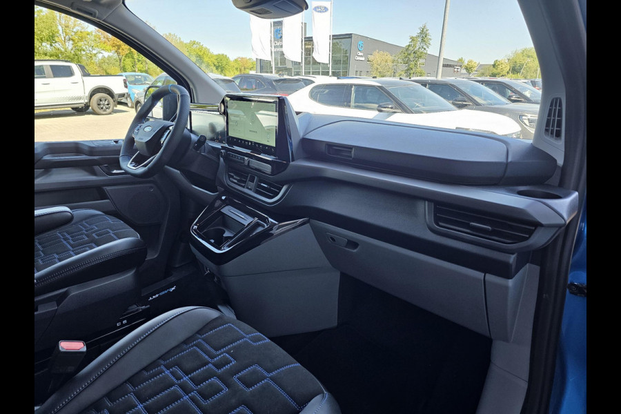 Ford Transit Custom 320 2.5 PHEV L2H1 MS-RT DC 233pk | | Dubbele Cabine | Dubbele zijschuifdeur | Inklapbare trekhaak | Navigatie systeem | Adaptieve LED koplampen met verblindingsvrij grootlicht | Bekleding zijwand en achterdeuren (volledig)