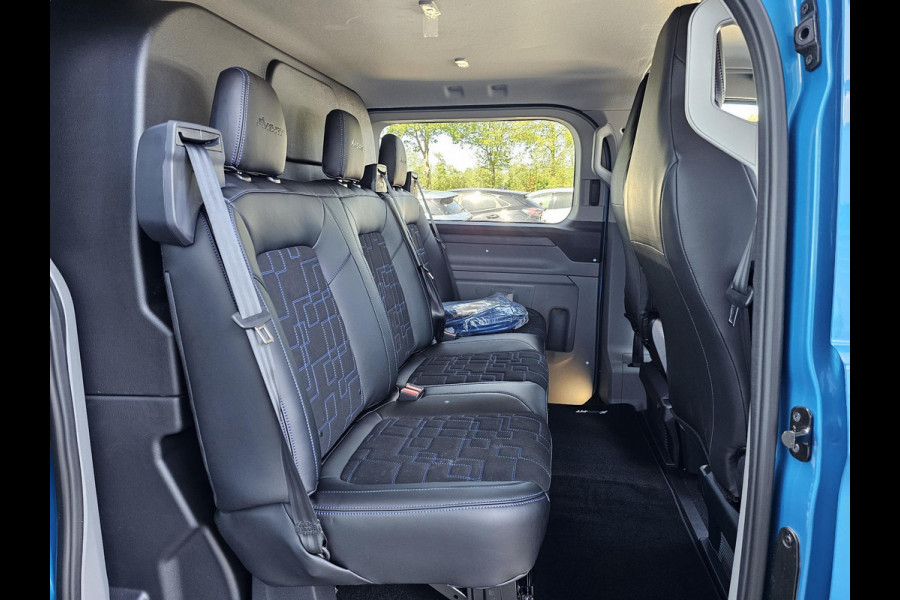 Ford Transit Custom 320 2.5 PHEV L2H1 MS-RT DC 233pk | | Dubbele Cabine | Dubbele zijschuifdeur | Inklapbare trekhaak | Navigatie systeem | Adaptieve LED koplampen met verblindingsvrij grootlicht | Bekleding zijwand en achterdeuren (volledig)