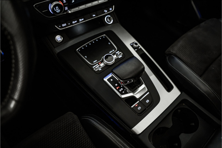 Audi Q5 2.0 TFSI Quattro 2x S-Line 252PK NL AUTO+NAP | Pano | luchtvering | Sfeer | Virtual | MATRIX