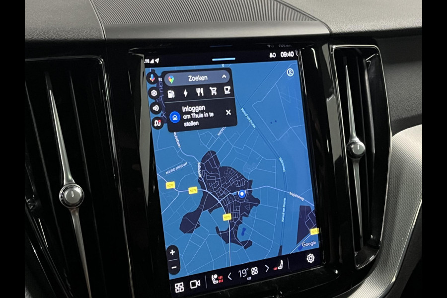 Volvo XC60 2.0 T6 Plug-in hybrid AWD R-Design adapt. cruise control | trekhaak | schuif/kantel dak | stoel/stuurwiel verwarming | Carplay