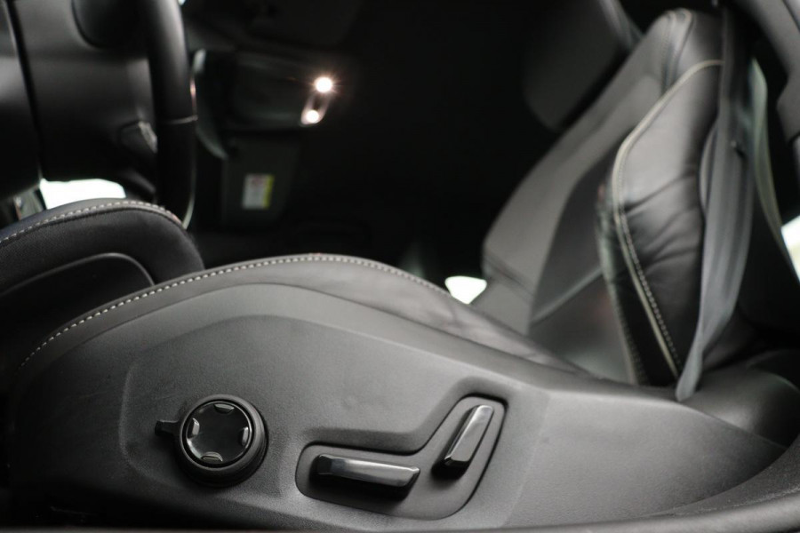 Volvo S60 2.0 T4 R-Design | Verkocht | Verkauft | Sold