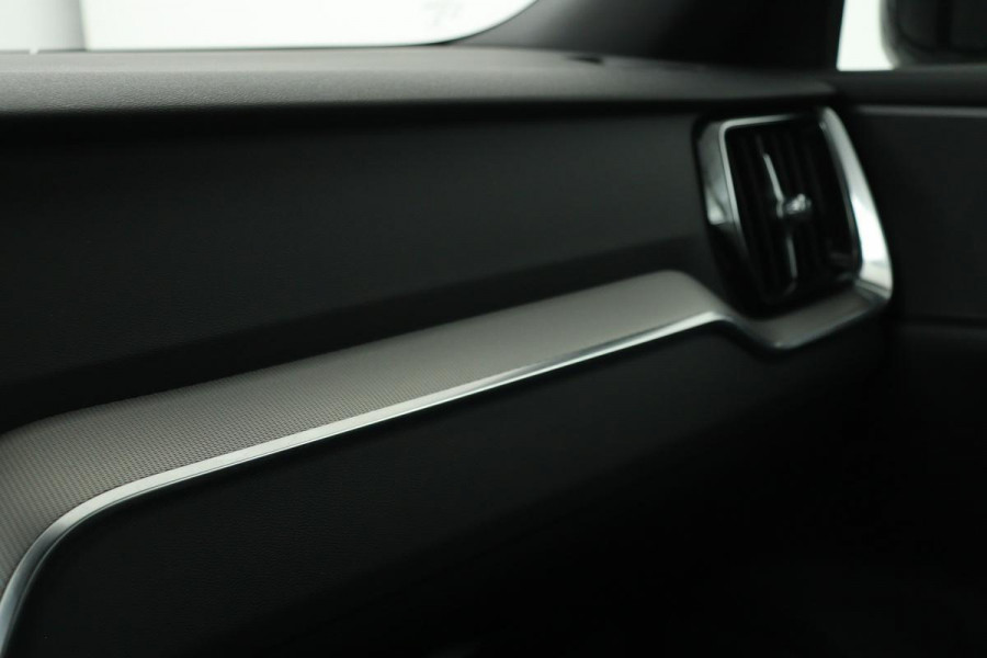Volvo S60 2.0 T4 R-Design | Verkocht | Verkauft | Sold