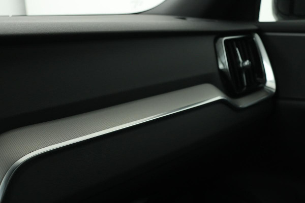 Volvo S60 2.0 T4 R-Design | Verkocht | Verkauft | Sold