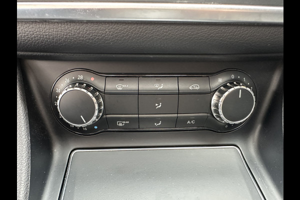 Mercedes-Benz CLA-Klasse Shooting Brake 200 Prestige AMG-LINE / PANO / STOELVERWARMING / DEFA ALARM
