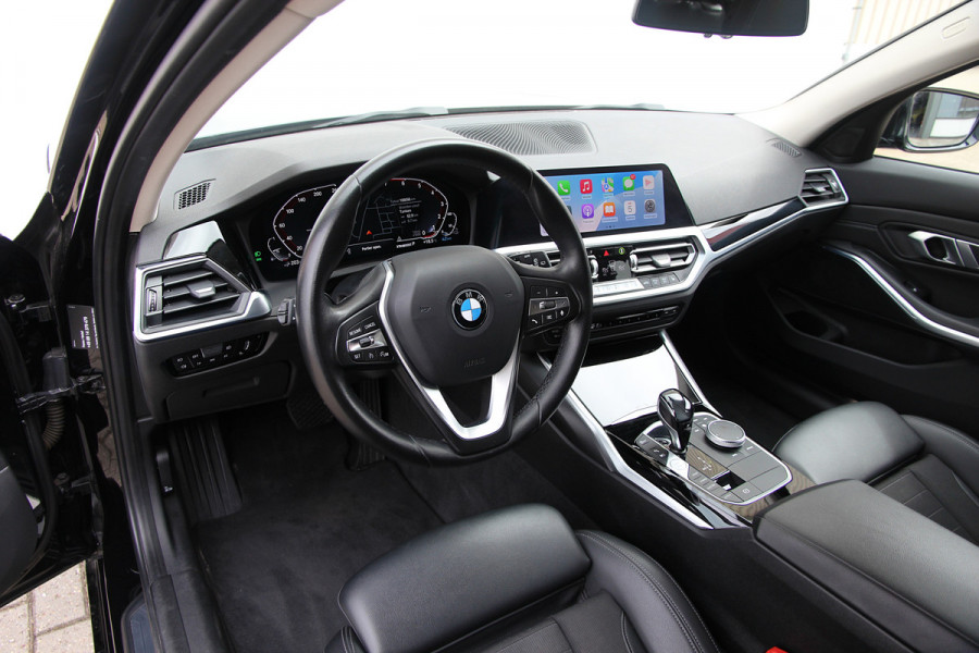 BMW 3 Serie Touring 330e Sportline | Shadow | 19 | Live cockpit