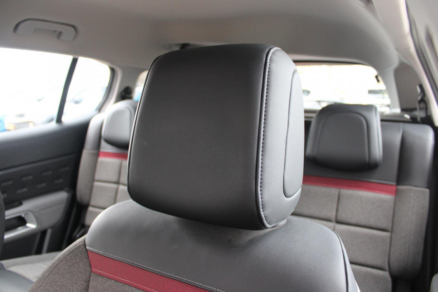 Citroën C5 Aircross 1.6 Plug-in 225PK Hybrid BUSINESS | NAVIGATIE | APPLE CARPLAY/ANDROID AUTO | KEYLESS ENTRY/START | LED KOPLAMPEN | DODEHOEK DETECTIE | LICHTMETALEN VELGEN 18" | CLIMATE CONTROL | NAVIGATIE | PARKEERSENSOREN VOOR EN ACHTER |