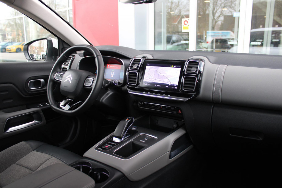 Citroën C5 Aircross 1.6 Plug-in 225PK Hybrid BUSINESS | NAVIGATIE | APPLE CARPLAY/ANDROID AUTO | KEYLESS ENTRY/START | LED KOPLAMPEN | DODEHOEK DETECTIE | LICHTMETALEN VELGEN 18" | CLIMATE CONTROL | NAVIGATIE | PARKEERSENSOREN VOOR EN ACHTER |
