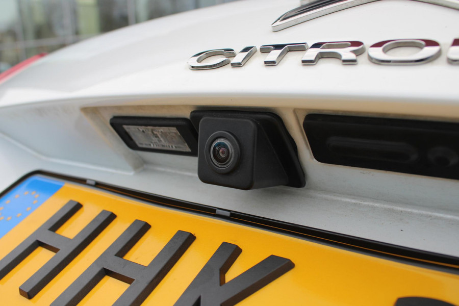 Citroën C5 Aircross 1.6 Plug-in 225PK Hybrid BUSINESS | NAVIGATIE | APPLE CARPLAY/ANDROID AUTO | KEYLESS ENTRY/START | LED KOPLAMPEN | DODEHOEK DETECTIE | LICHTMETALEN VELGEN 18" | CLIMATE CONTROL | NAVIGATIE | PARKEERSENSOREN VOOR EN ACHTER |