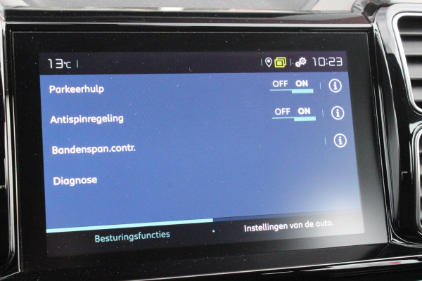 Citroën C5 Aircross 1.6 Plug-in 225PK Hybrid BUSINESS | NAVIGATIE | APPLE CARPLAY/ANDROID AUTO | KEYLESS ENTRY/START | LED KOPLAMPEN | DODEHOEK DETECTIE | LICHTMETALEN VELGEN 18" | CLIMATE CONTROL | NAVIGATIE | PARKEERSENSOREN VOOR EN ACHTER |