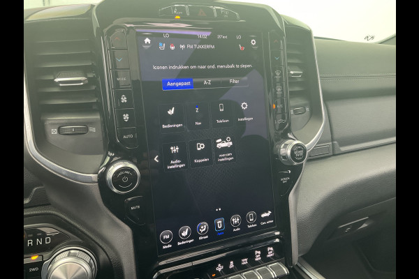 Dodge Ram 1500 5.7 V8 4x4 Crew Cab Laramie Pano Trekhaak Leder Harman/Kardon Limited Night-Package!