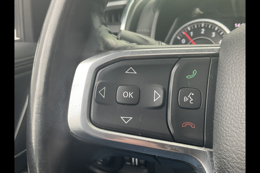 Dodge Ram 1500 5.7 V8 4x4 Crew Cab Laramie Pano Trekhaak Leder Harman/Kardon Limited Night-Package!