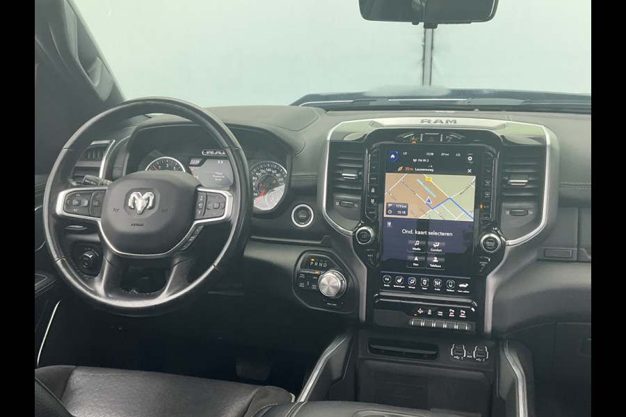 Dodge Ram 1500 5.7 V8 4x4 Crew Cab Laramie Pano Trekhaak Leder Harman/Kardon Limited Night-Package!