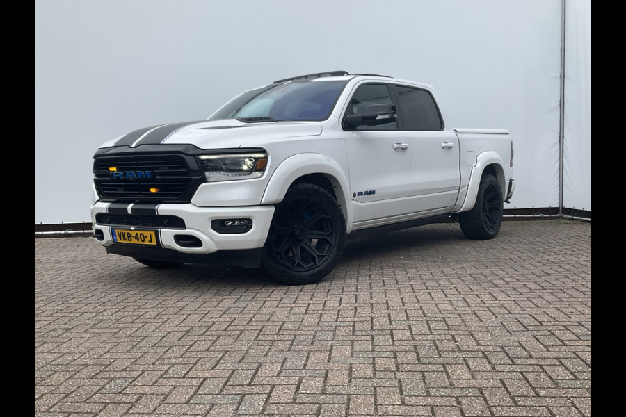 Dodge Ram 1500 5.7 V8 4x4 Crew Cab Laramie Pano Trekhaak Leder Harman/Kardon Limited Night-Package!