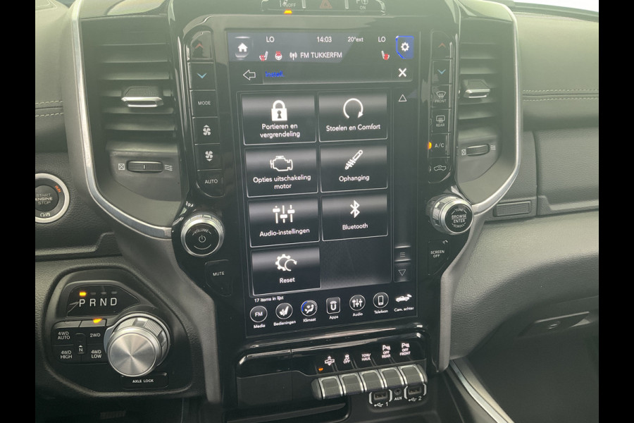 Dodge Ram 1500 5.7 V8 4x4 Crew Cab Laramie Pano Trekhaak Leder Harman/Kardon Limited Night-Package!