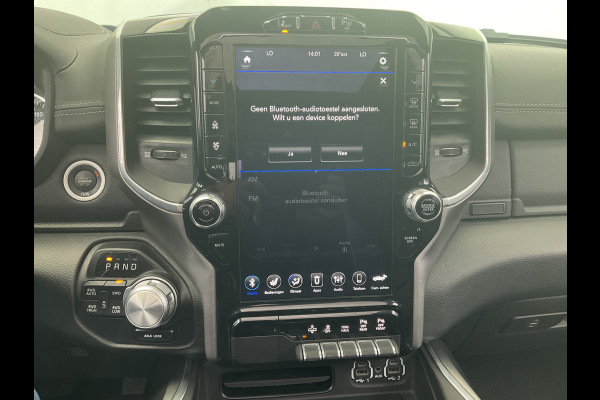 Dodge Ram 1500 5.7 V8 4x4 Crew Cab Laramie Pano Trekhaak Leder Harman/Kardon Limited Night-Package!