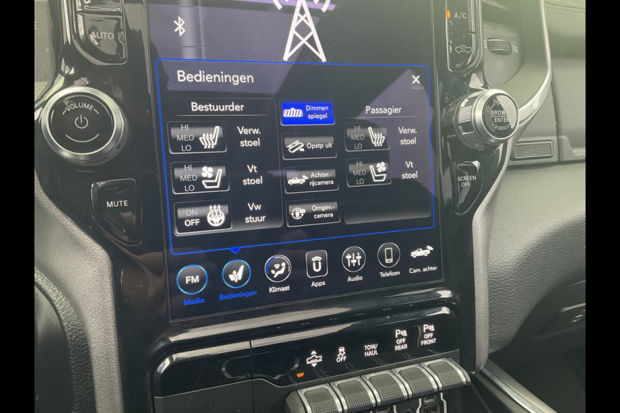 Dodge Ram 1500 5.7 V8 4x4 Crew Cab Laramie Pano Trekhaak Leder Harman/Kardon Limited Night-Package!
