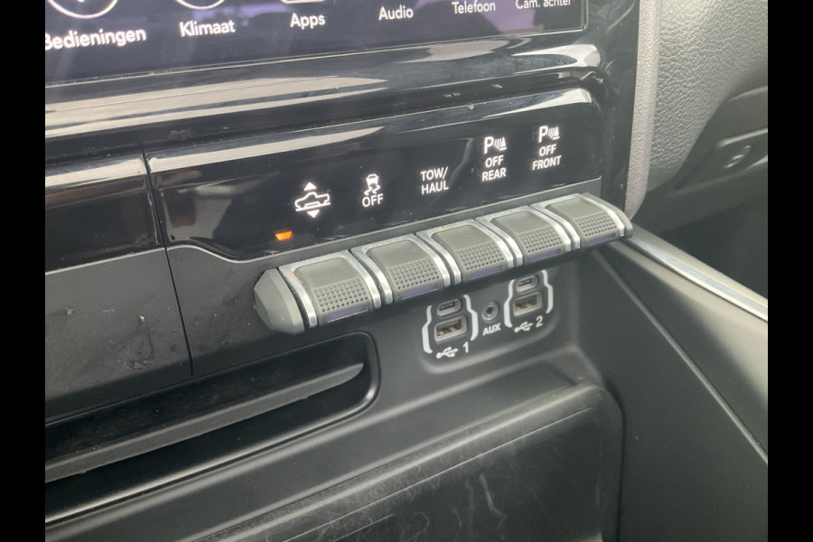 Dodge Ram 1500 5.7 V8 4x4 Crew Cab Laramie Pano Trekhaak Leder Harman/Kardon Limited Night-Package!